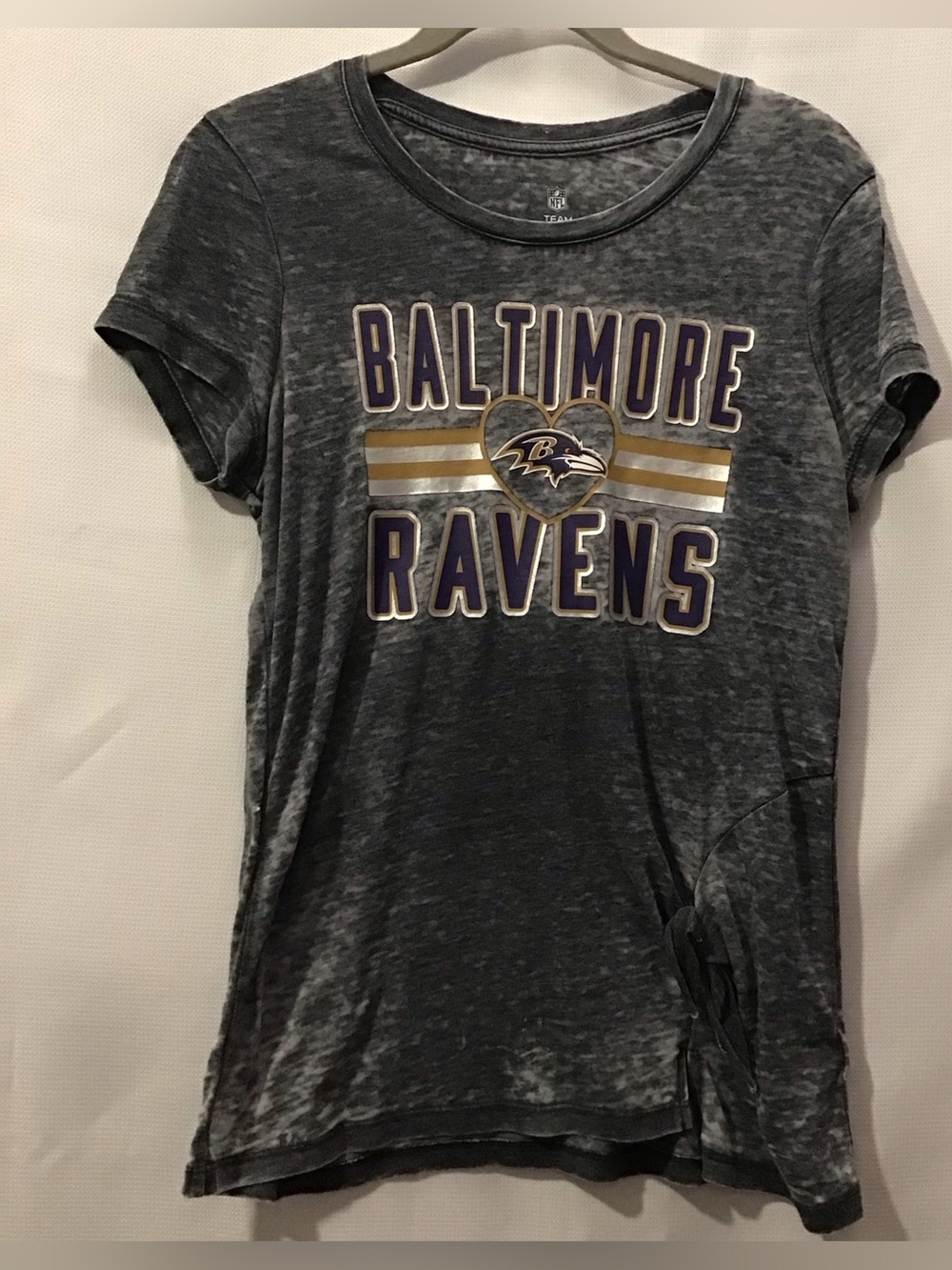 571 NFL Baltimore Ravens Women's Black Heather Logo Tee W/ Purple & Gold Accent